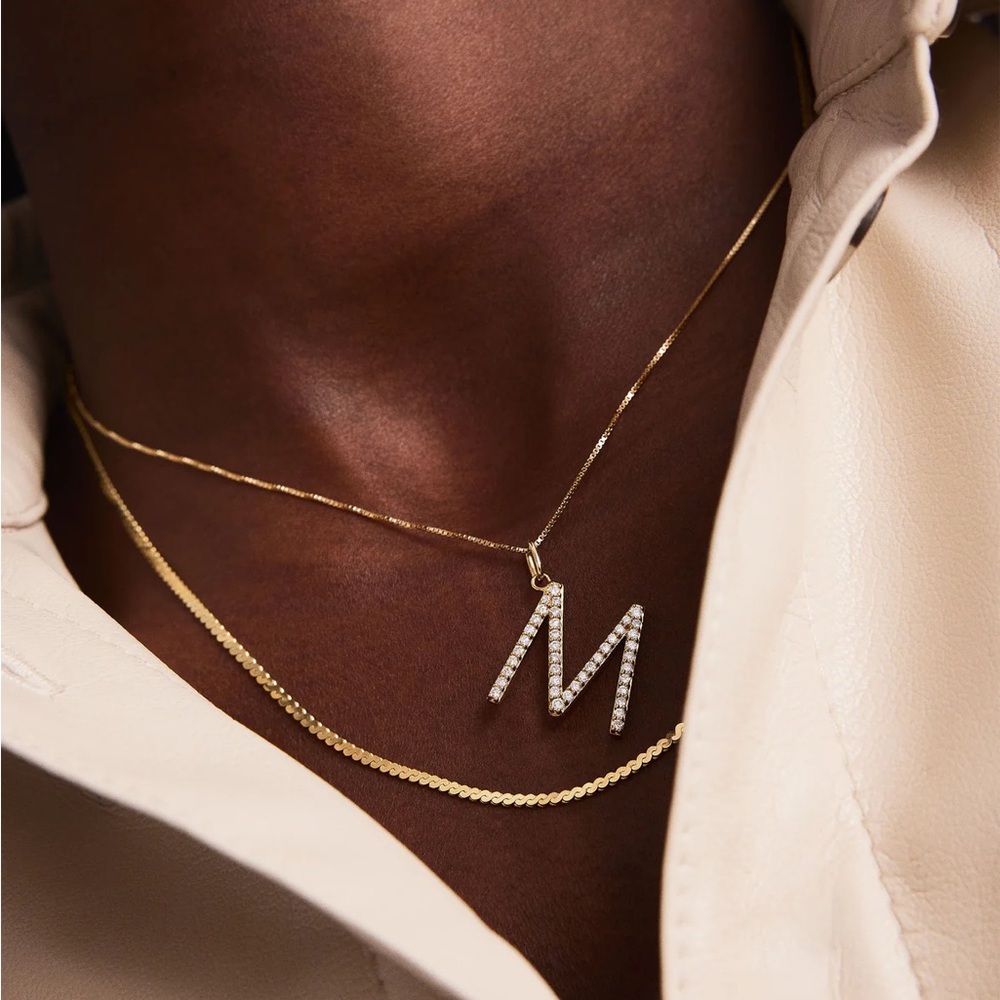 Mejuri 14k Gold/Lab Grown Diamond Oversized Letter Charm - Letter M (charm only)